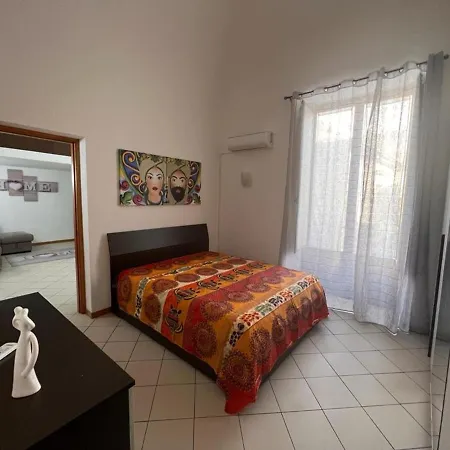 Casa *